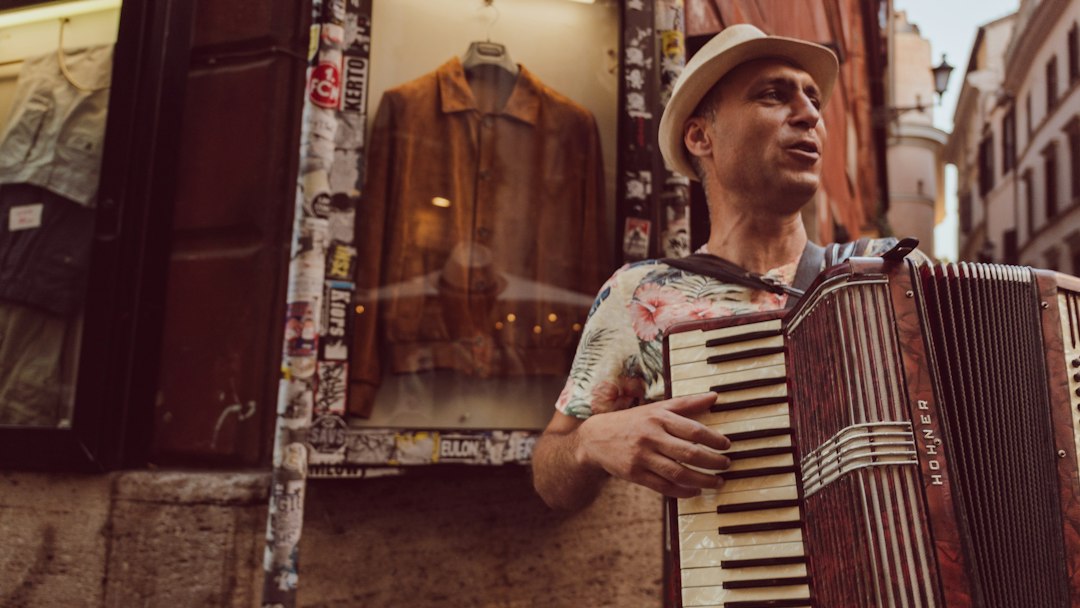 Best Apps to Learn Accordion Playing for Beginners